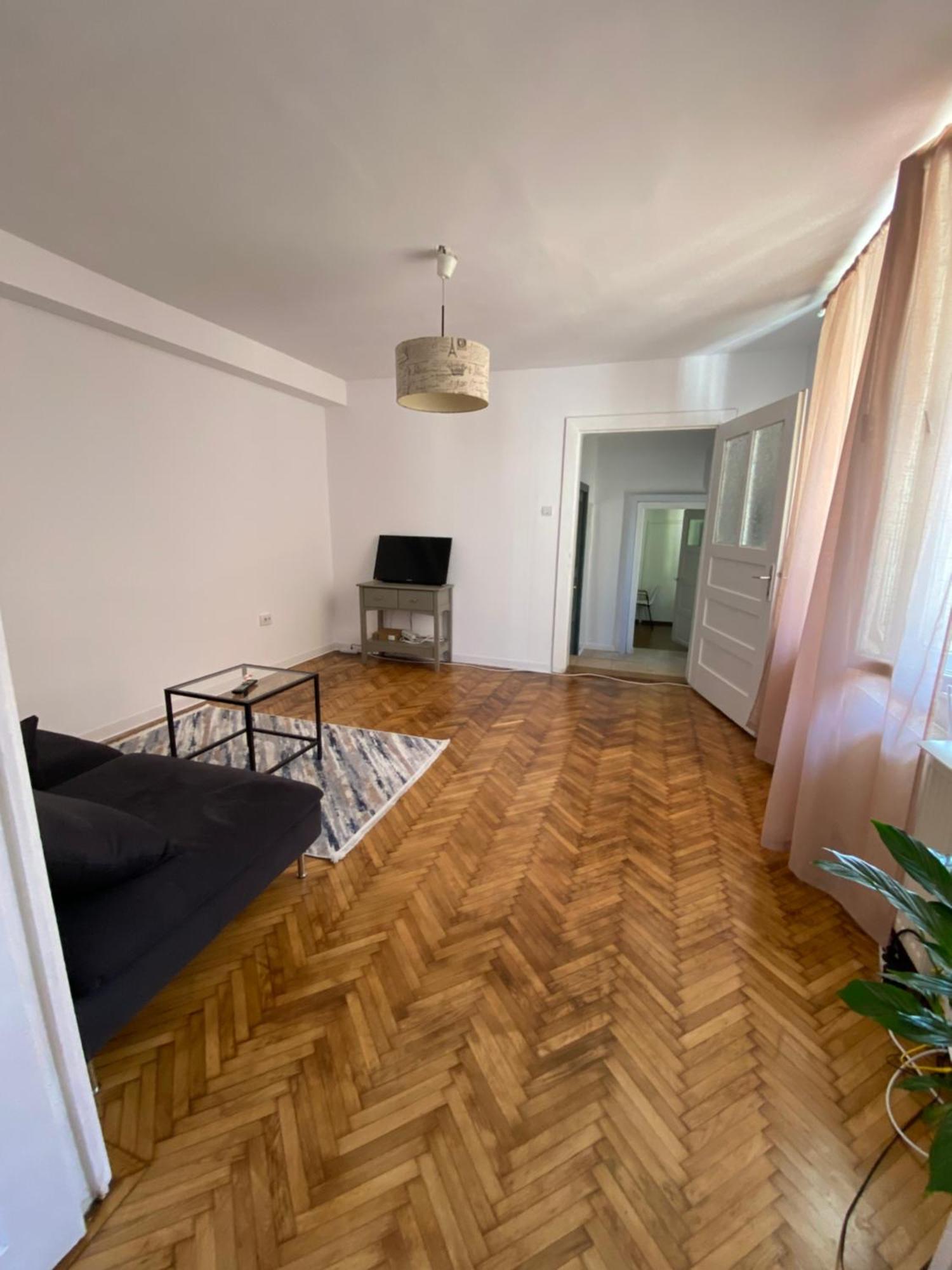 Don House Appartement Braşov Buitenkant foto